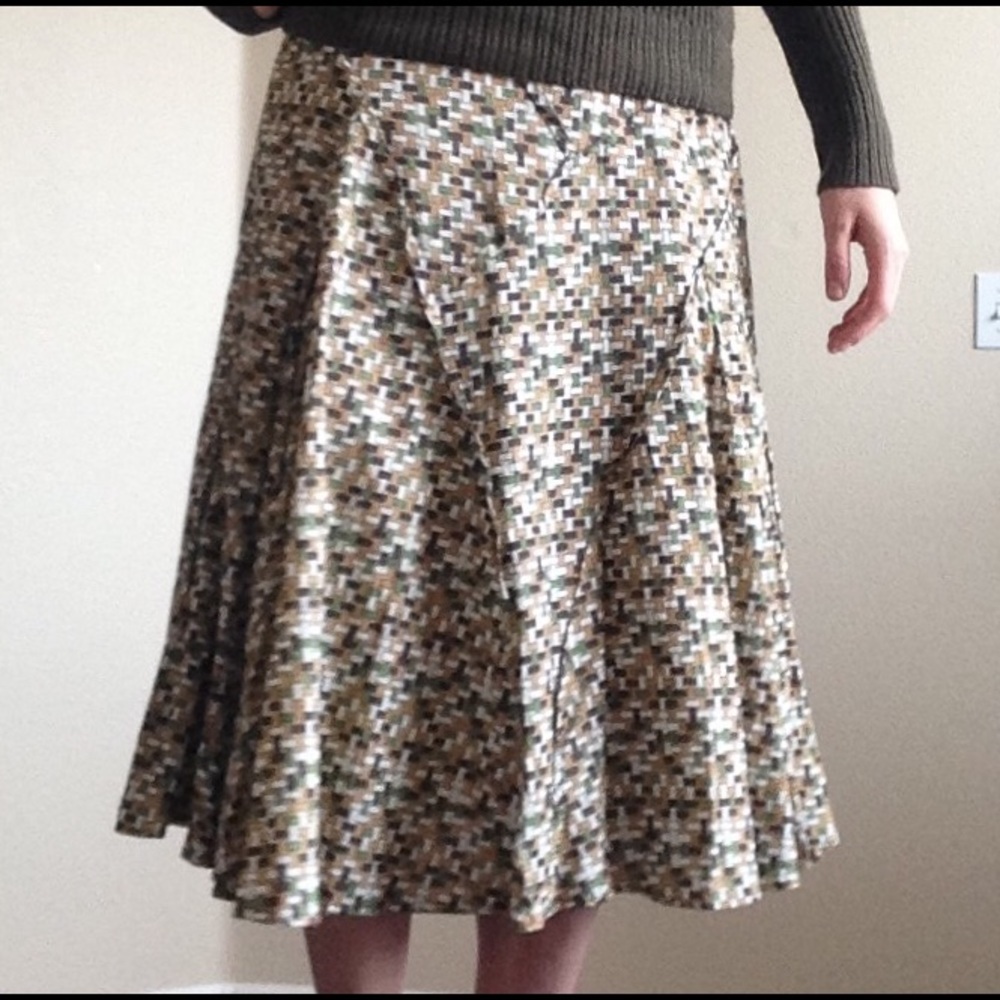 Flowy Midi Skirt MEDIUM - Picture 4 of 12